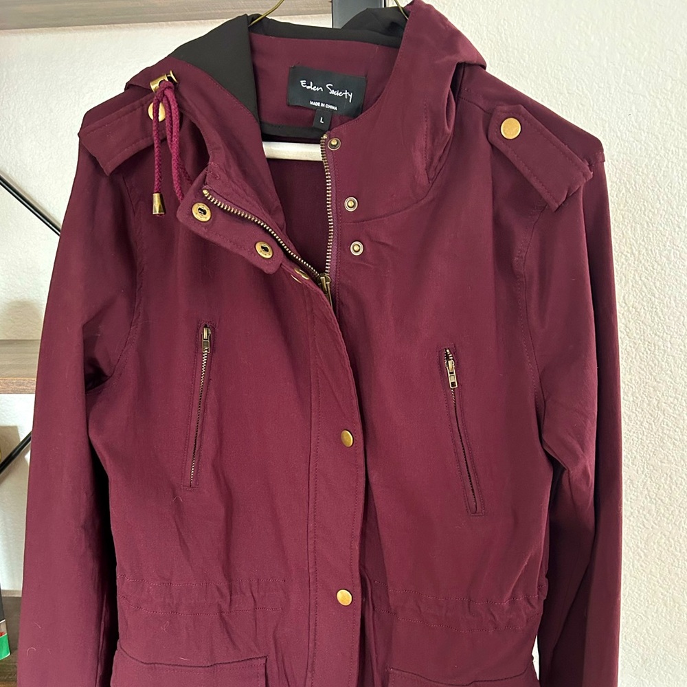 Maroon Women’s L Utility Jacket